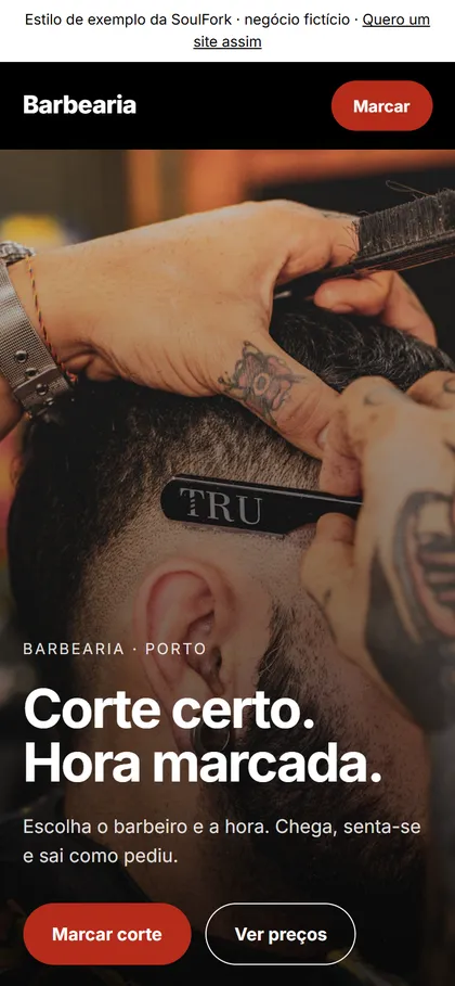 Estilo Noite e vermelho no telemóvel